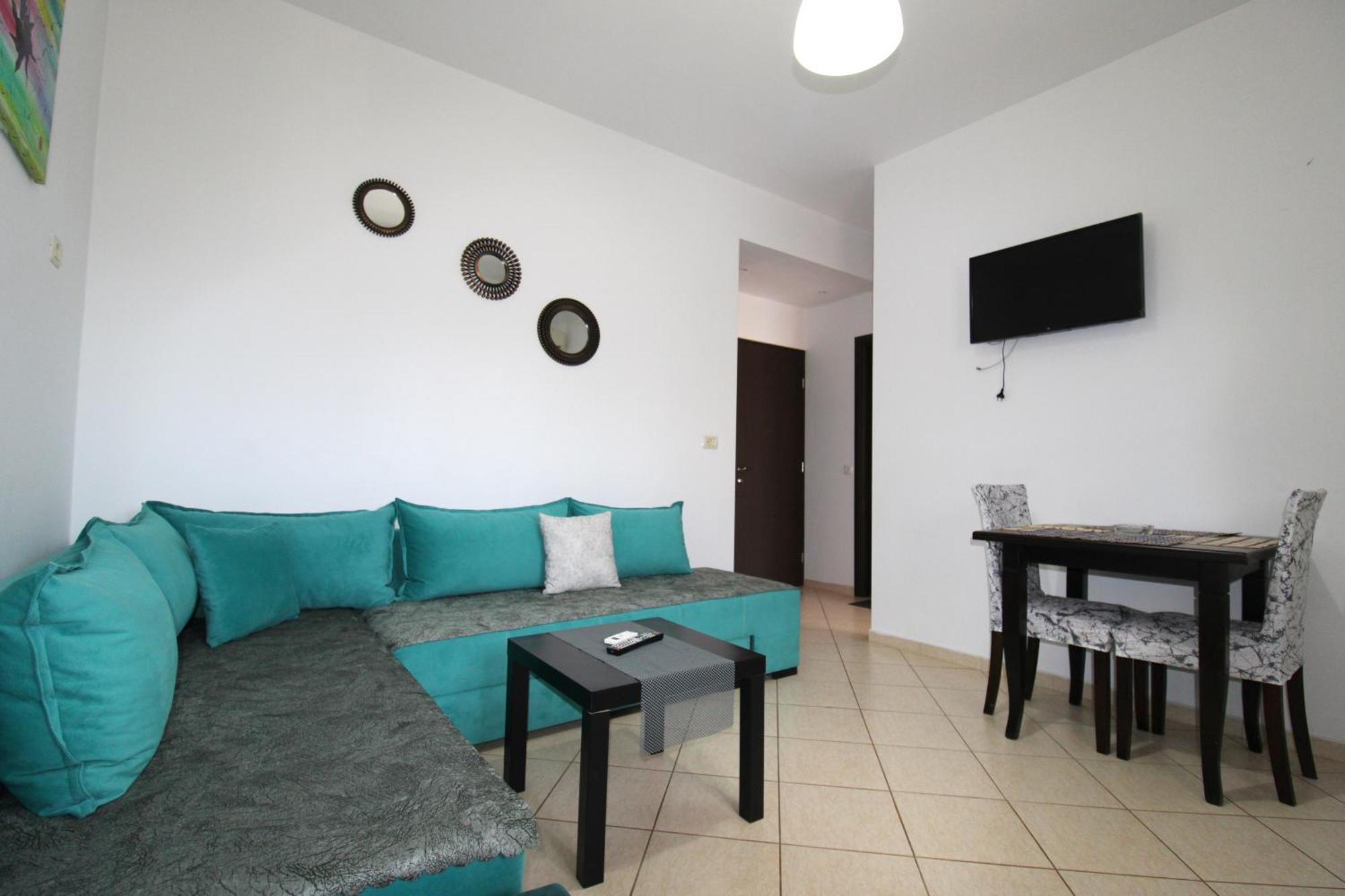 Omnia Apartment