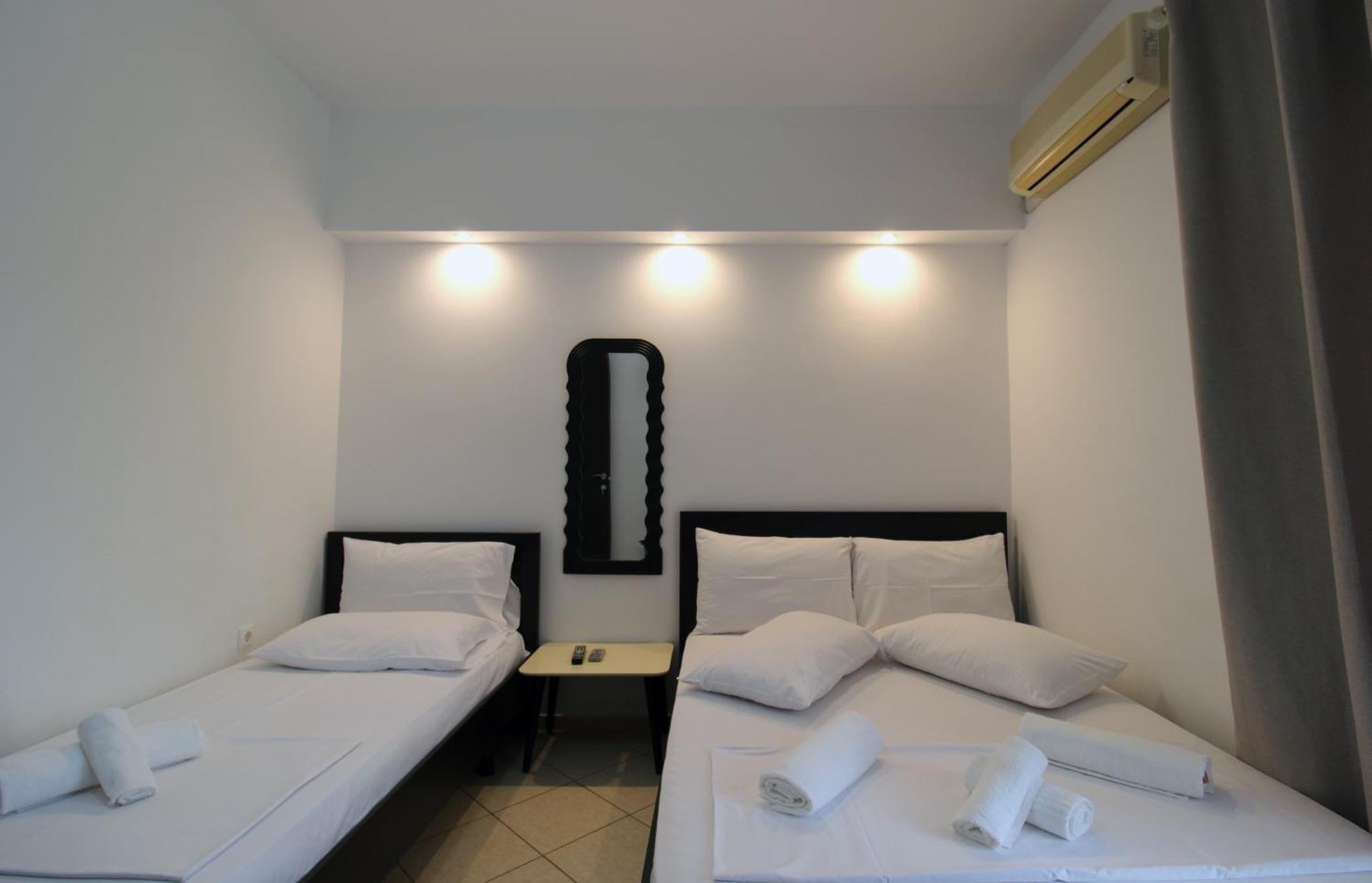 Omnia Apartment
